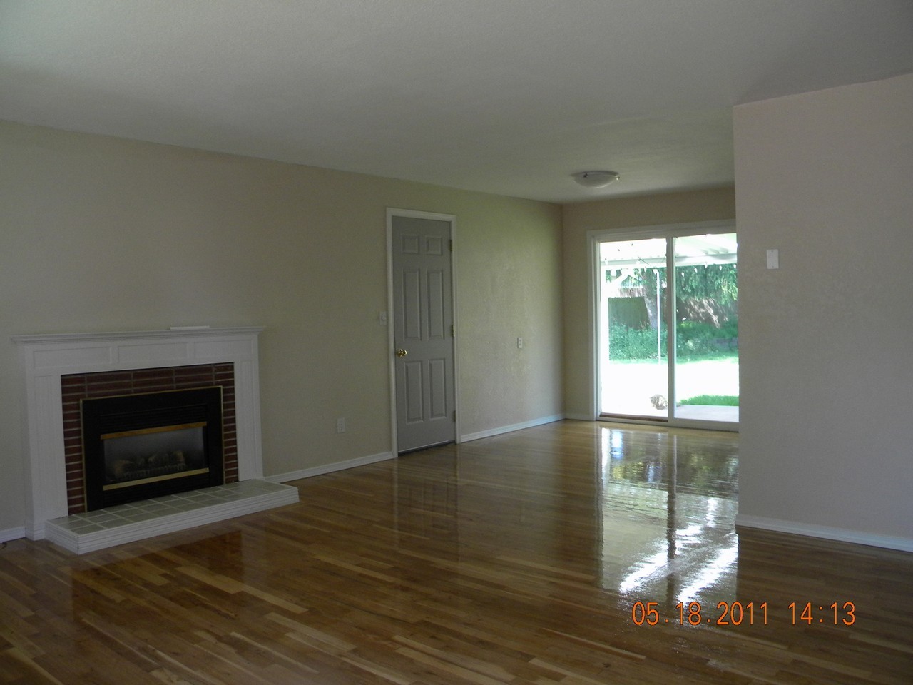 799 Barrett Ave - Photo 2 of 11