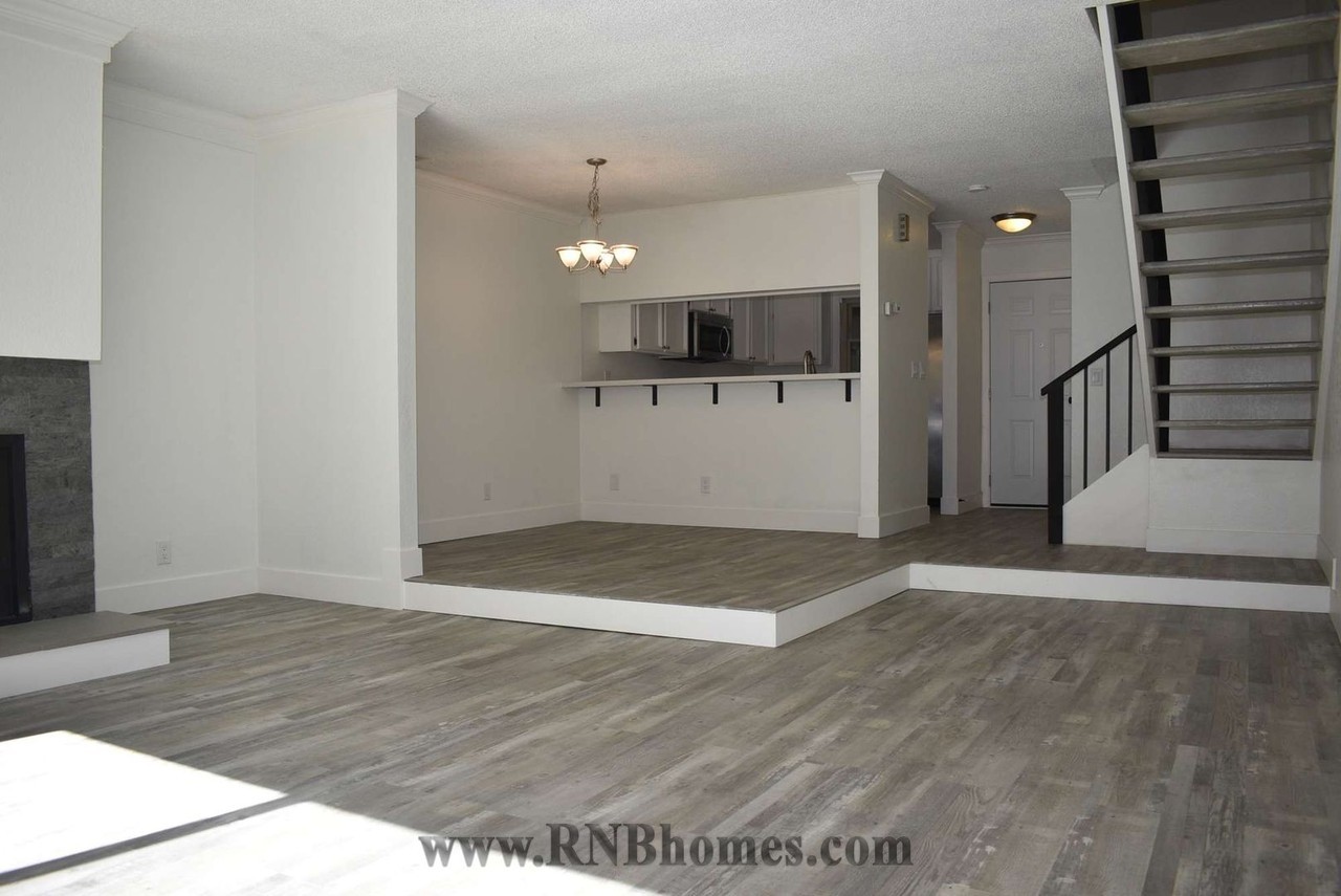 7439 Sunrise Blvd - Photo 2 of 15
