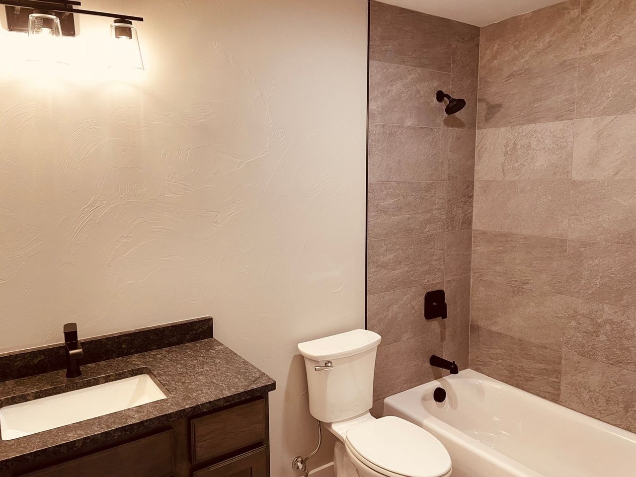 4392 Brookside Ln - Photo 6 of 24