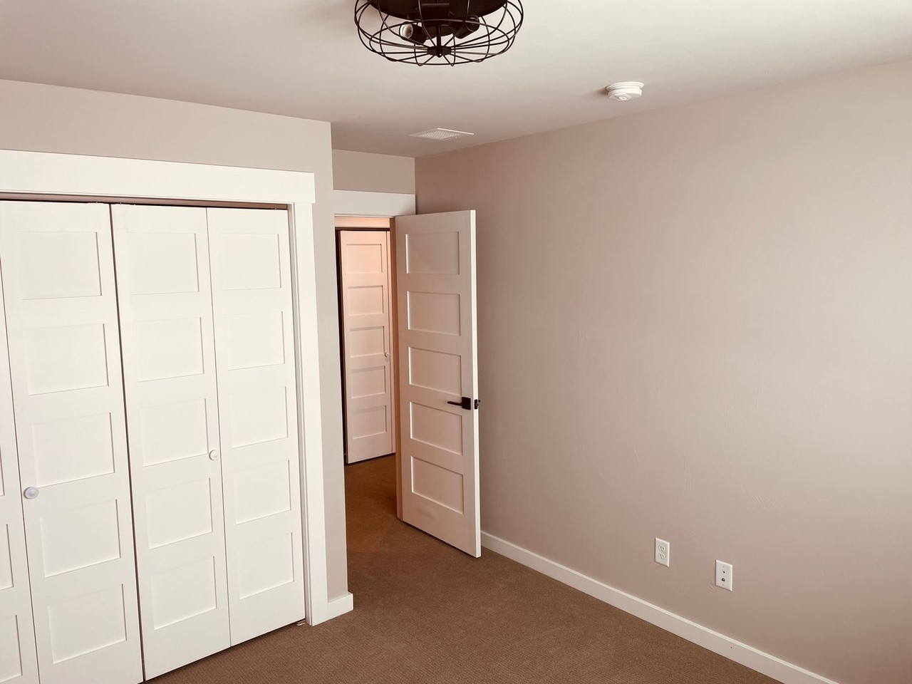 4392 Brookside Ln - Photo 7 of 24