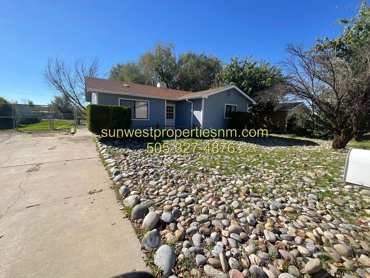 516 Western Cir - Photo 2 of 17