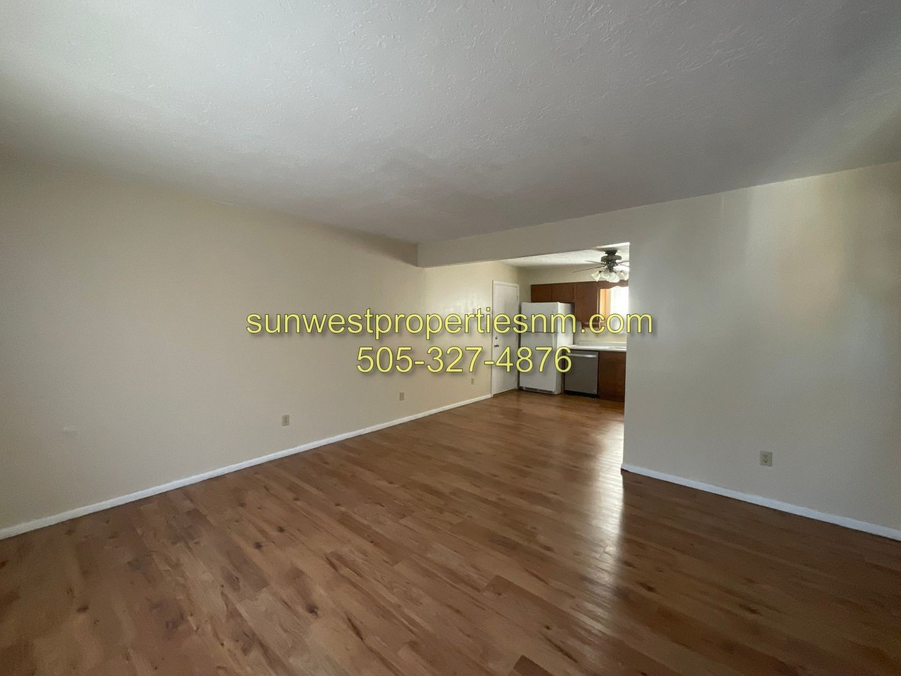 516 Western Cir - Photo 3 of 17