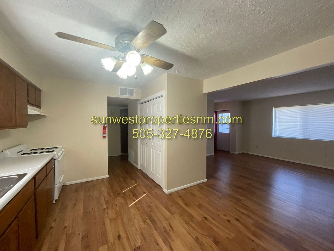 516 Western Cir - Photo 6 of 17