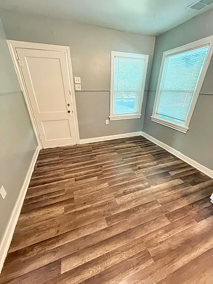 610 Harvey St - Photo 7 of 20