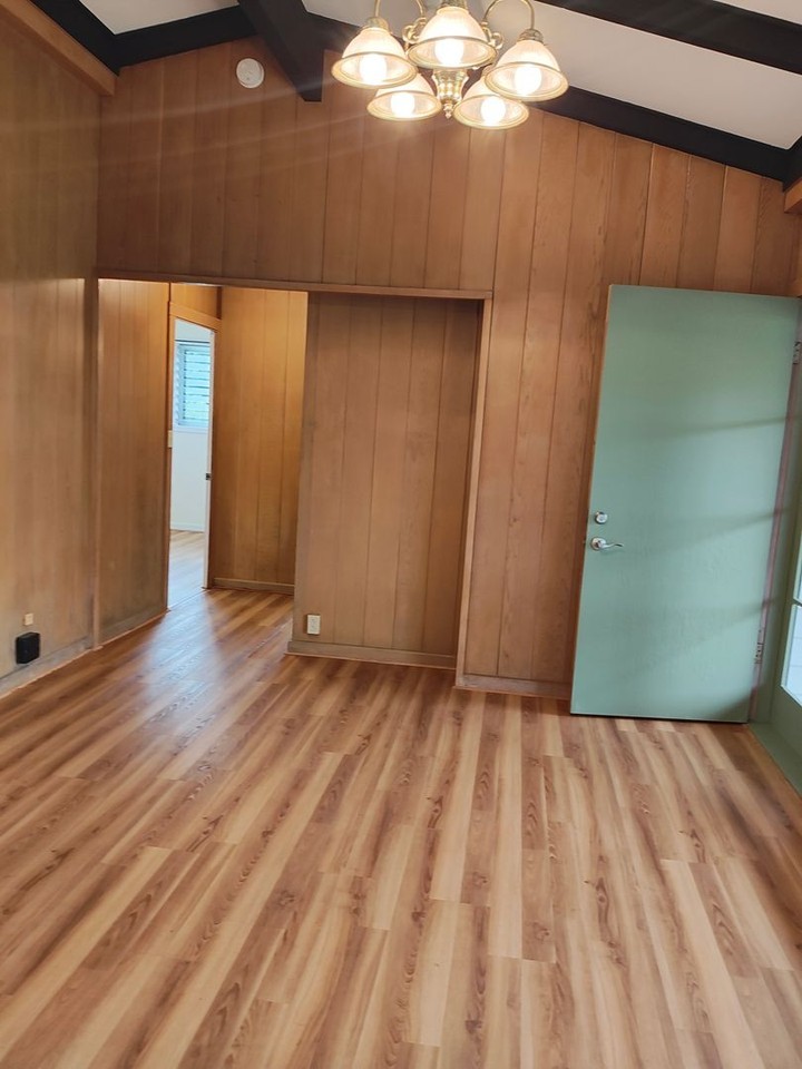 2379A Kilauea Ave - Photo 4 of 9
