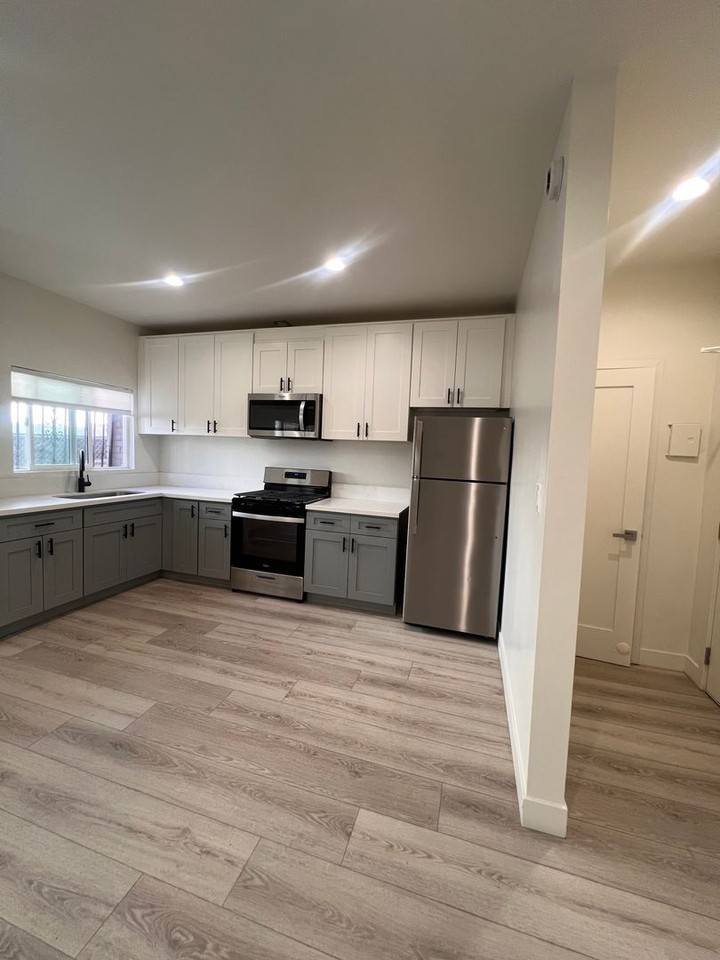 688 Shatto Place - Photo 2 of 16