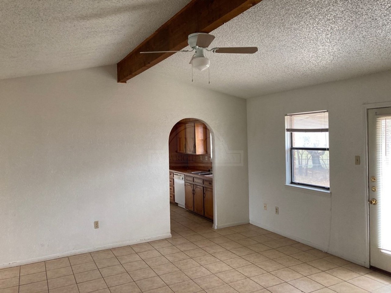 1508 Fairbanks St - Photo 2 of 17