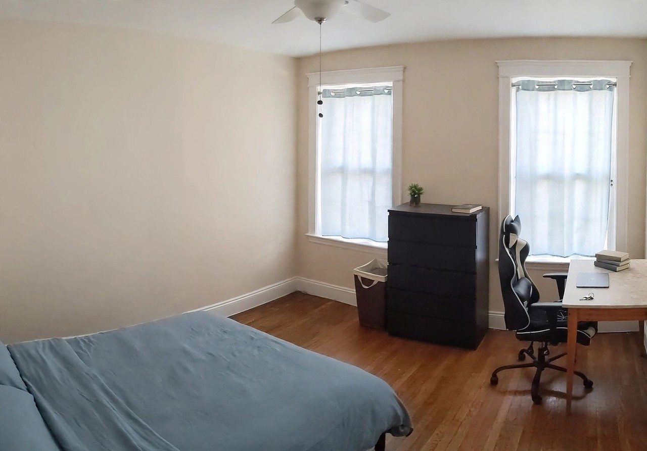 1191 Commonwealth Ave - Photo 4 of 7