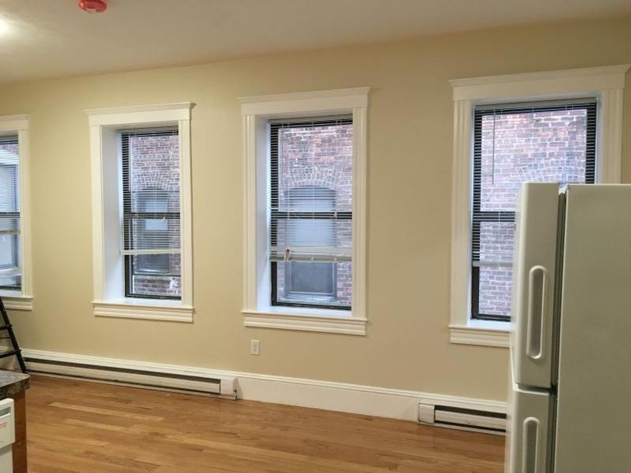 887 Huntington Ave - Photo 3 of 13