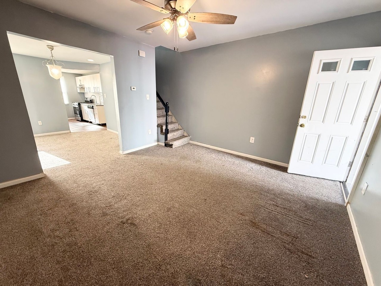 2234 S Hobson St - Photo 5 of 32