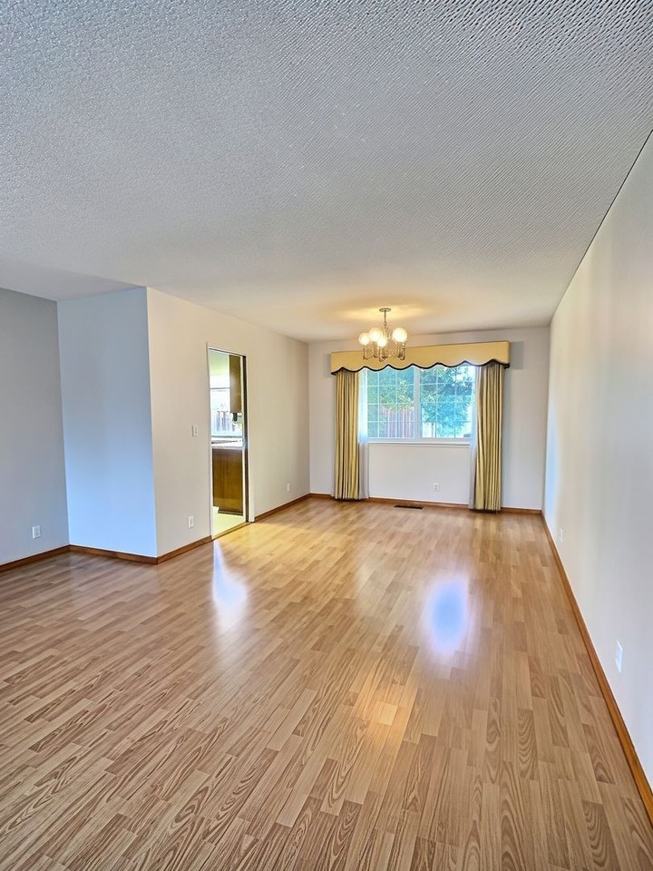 2839 Mabury Rd - Photo 5 of 27