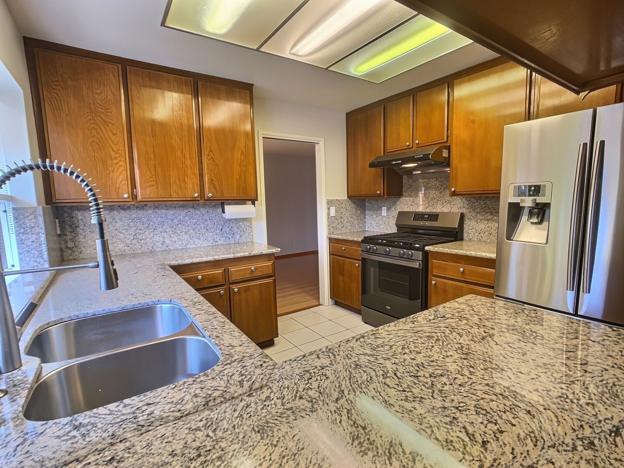 2839 Mabury Rd - Photo 6 of 27