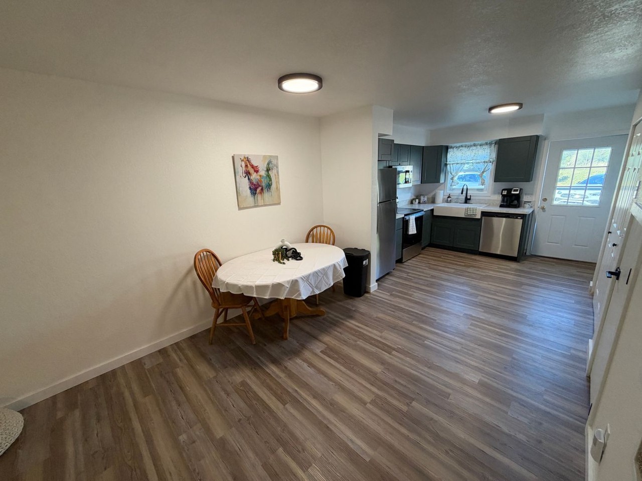 4027 Cambridge Dr - Photo 6 of 13