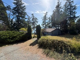 featured image of 8396 Thompson Beach Rd