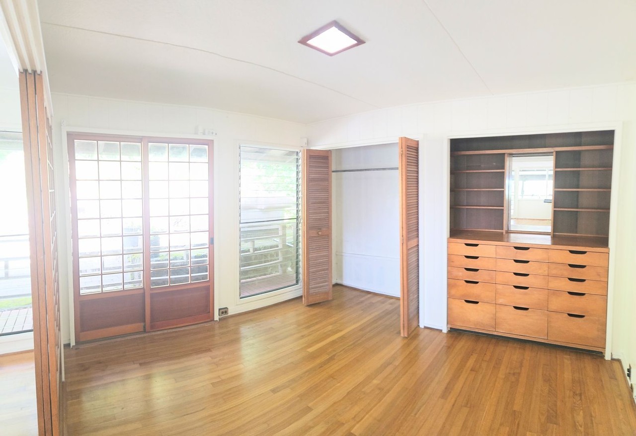 116 Meleana Pl Apt B #B - Photo 4 of 12