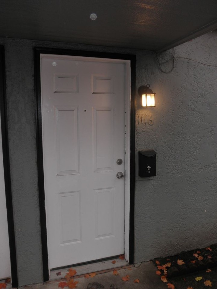 1116 3rd St Nw - Photo 2 of 10