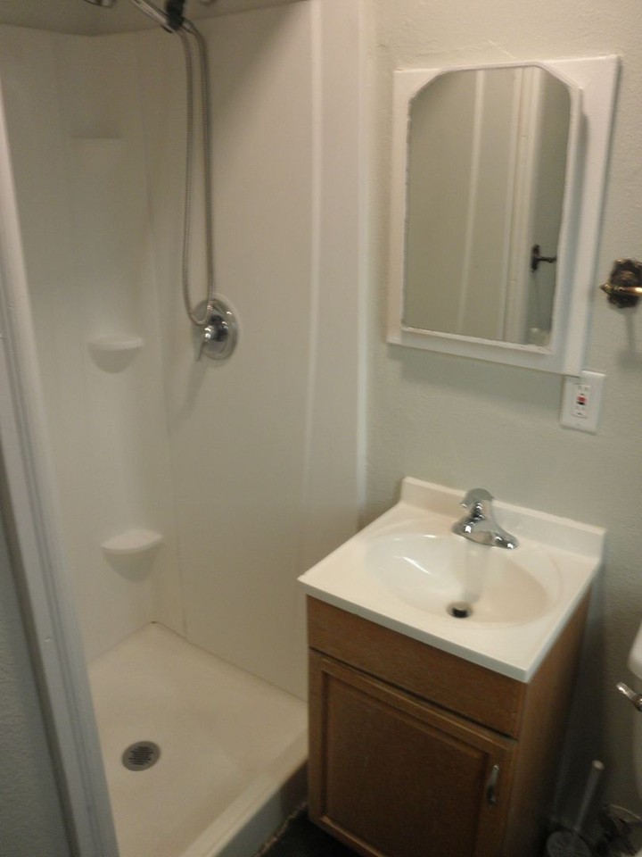 1116 3rd St Nw - Photo 7 of 10
