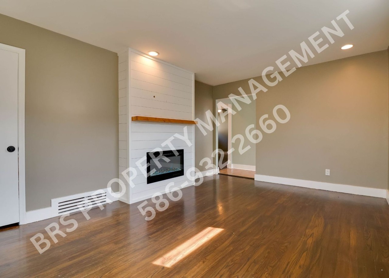 37940 Maplehill St - Photo 5 of 20