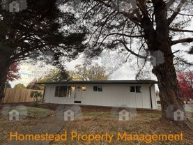 341 Ne Cambridge Cir - Photo 1 of 1