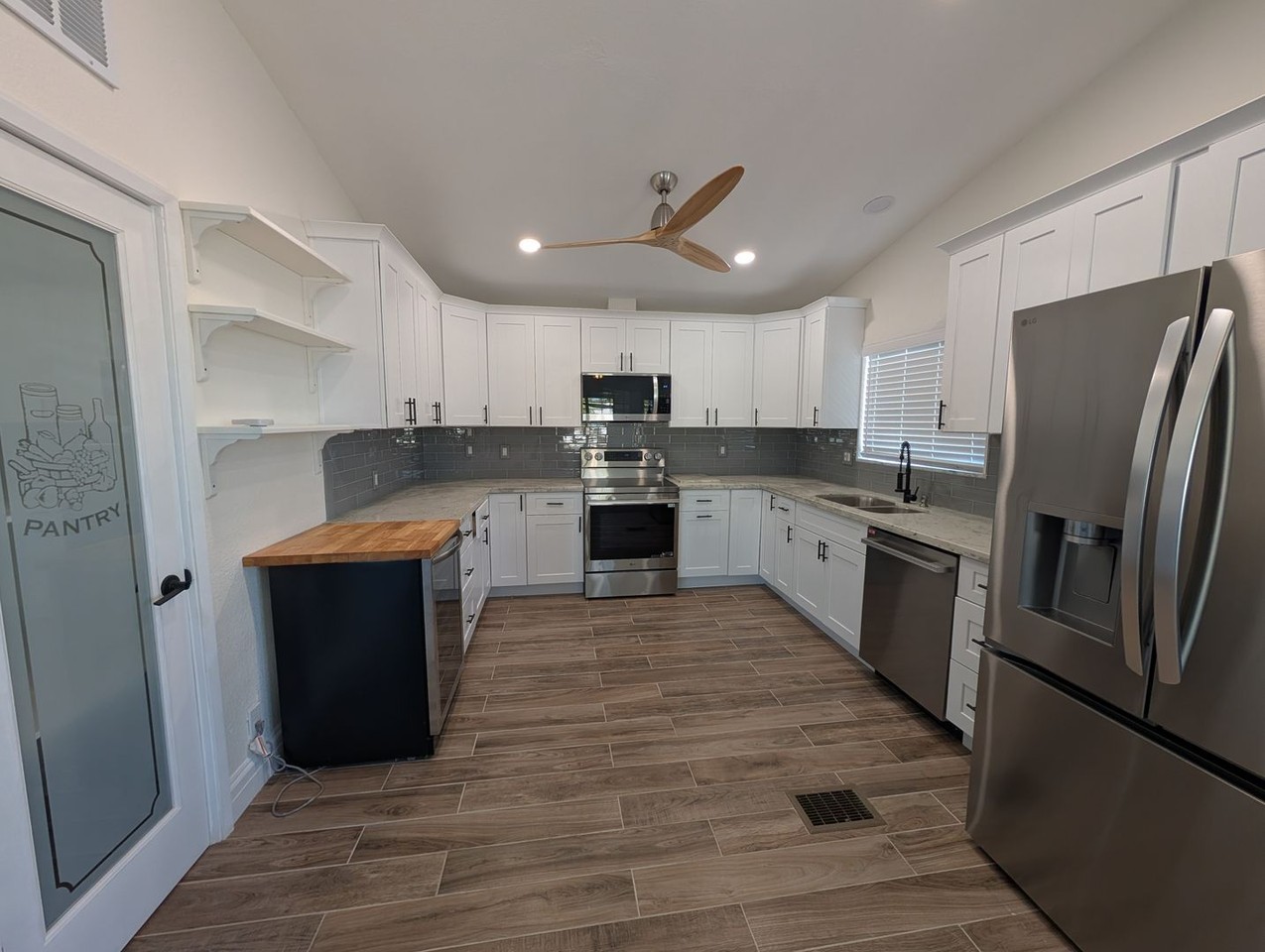 26601 S Trevino Dr - Photo 7 of 29