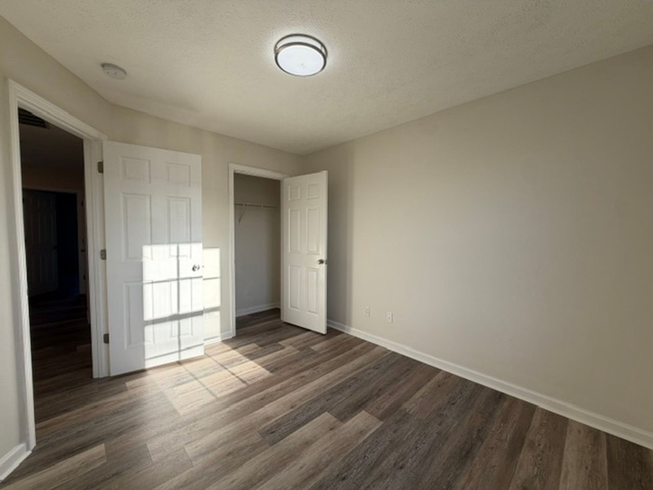 Modern Duplex Living in a Quiet Lawrenceburg Cul - Photo 3 of 17