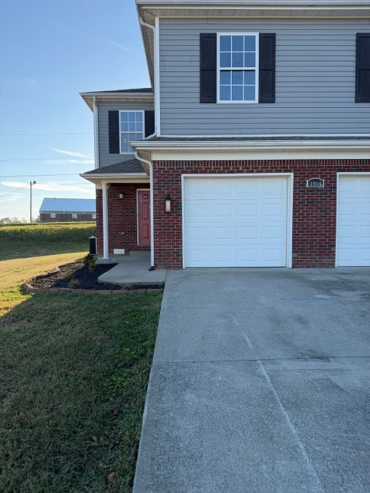 Modern Duplex Living in a Quiet Lawrenceburg Cul - Photo 6 of 17