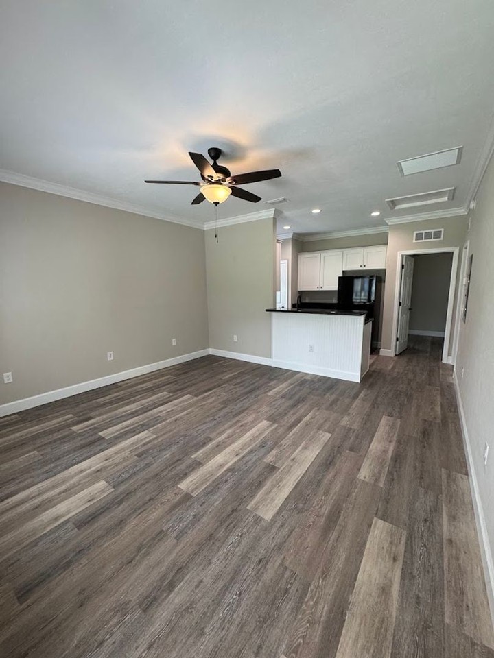 110 Nw 23rd Dr - Photo 4 of 19
