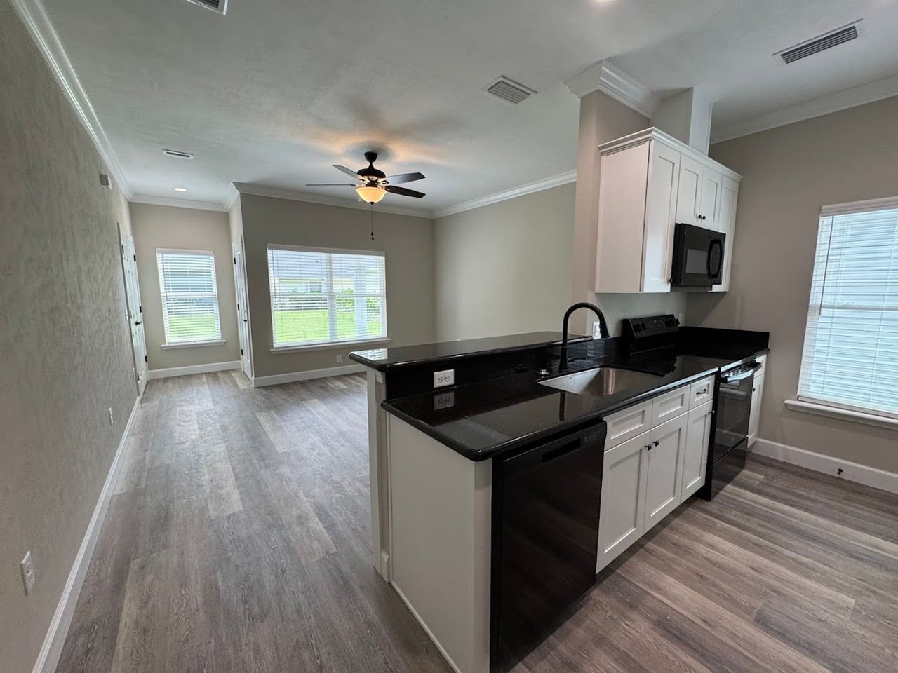 110 Nw 23rd Dr - Photo 5 of 19