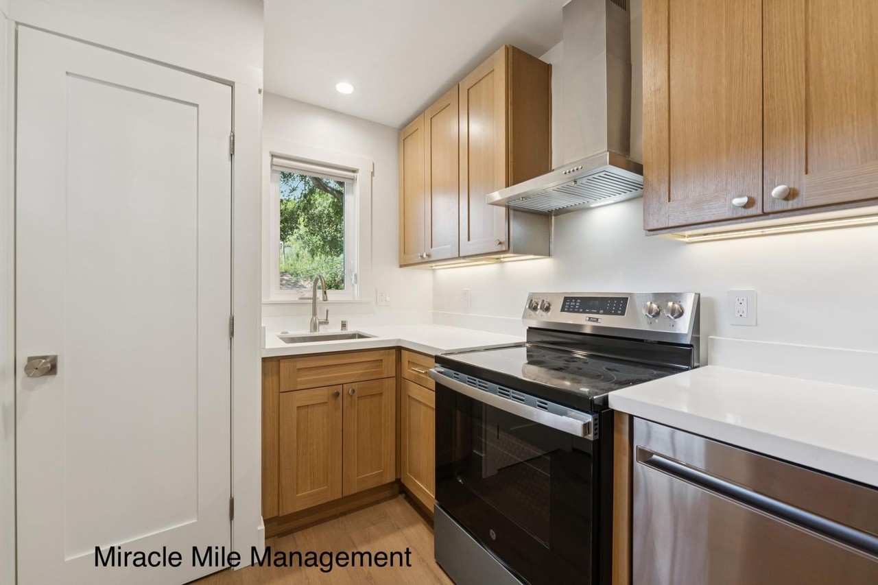 161 Bolinas Rd #C - Photo 2 of 14
