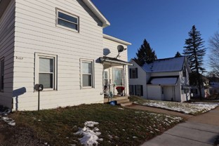 122 S State St #UPPER - Photo 1 of 1