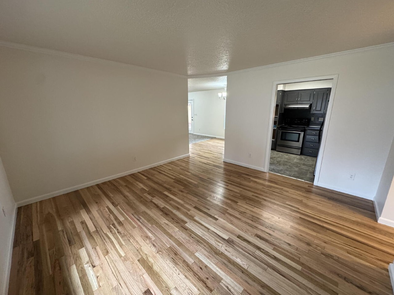 15612 Se Woodward Ct - Photo 3 of 19