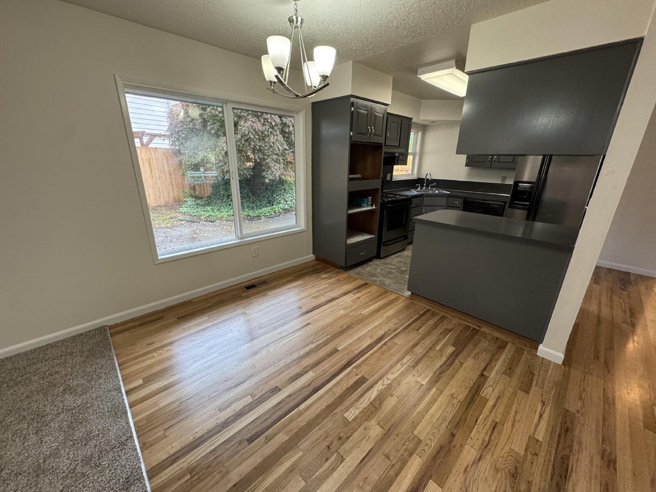 15612 Se Woodward Ct - Photo 6 of 19