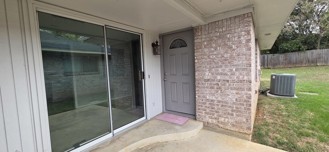 2416 Bolivar St - Photo 1 of 1