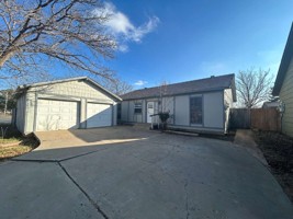 featured image of 9115 Akron Ave