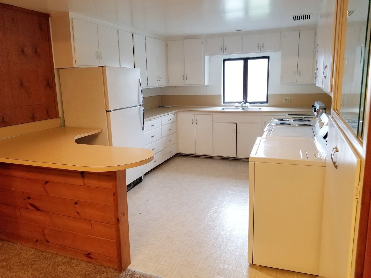 3010 Kincaid St - Photo 3 of 11