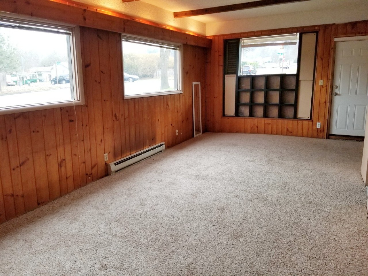 3010 Kincaid St - Photo 7 of 11