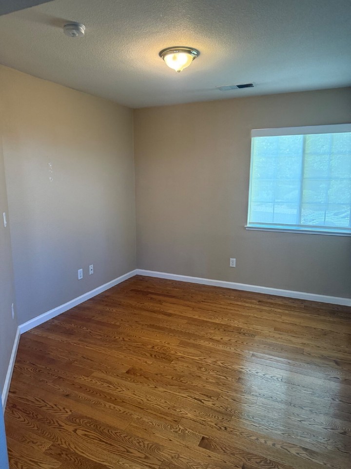10675 Arbor Way - Photo 5 of 19