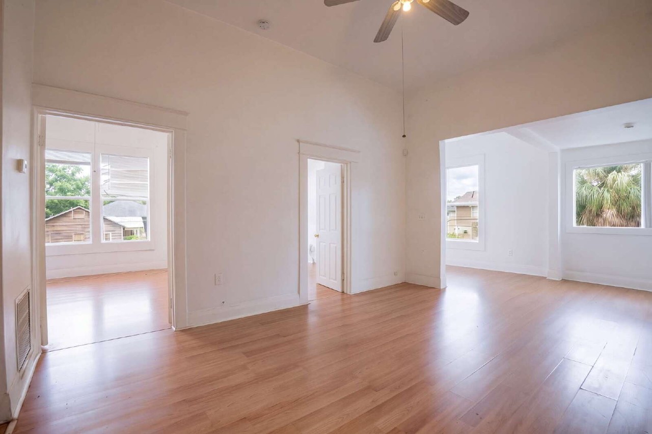 2701 N 18th St - Photo 5 of 23