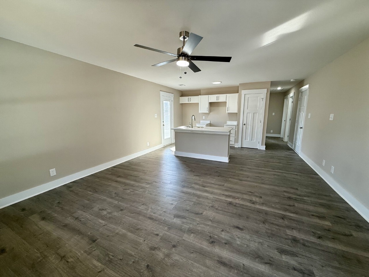 154 Indiana Ave - Photo 3 of 23
