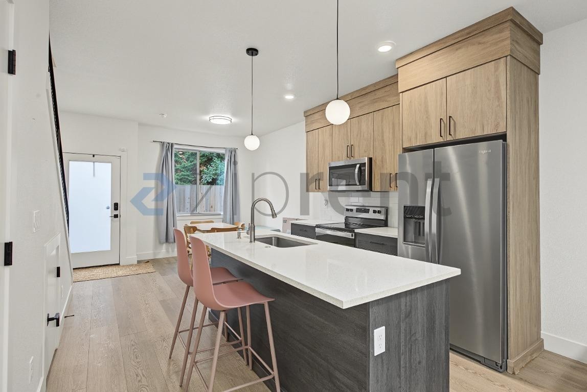 1211 N Winchell St - Photo 7 of 21