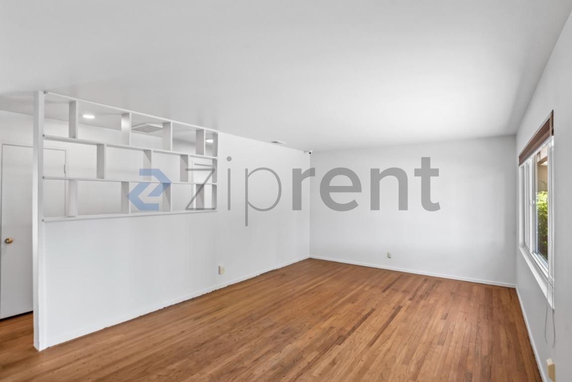 894 Hazelnut Ct - Photo 2 of 26