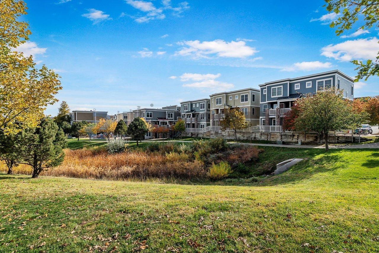 947 Laramie Blvd #B - Photo 4 of 27