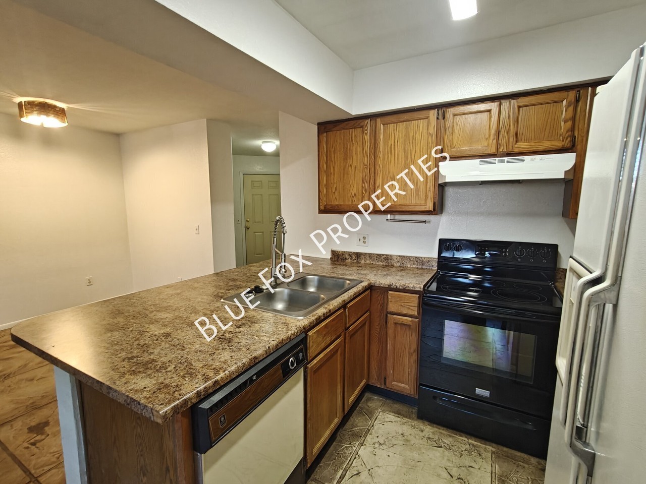 3690 N Country Club Rd #1033 - Photo 6 of 28