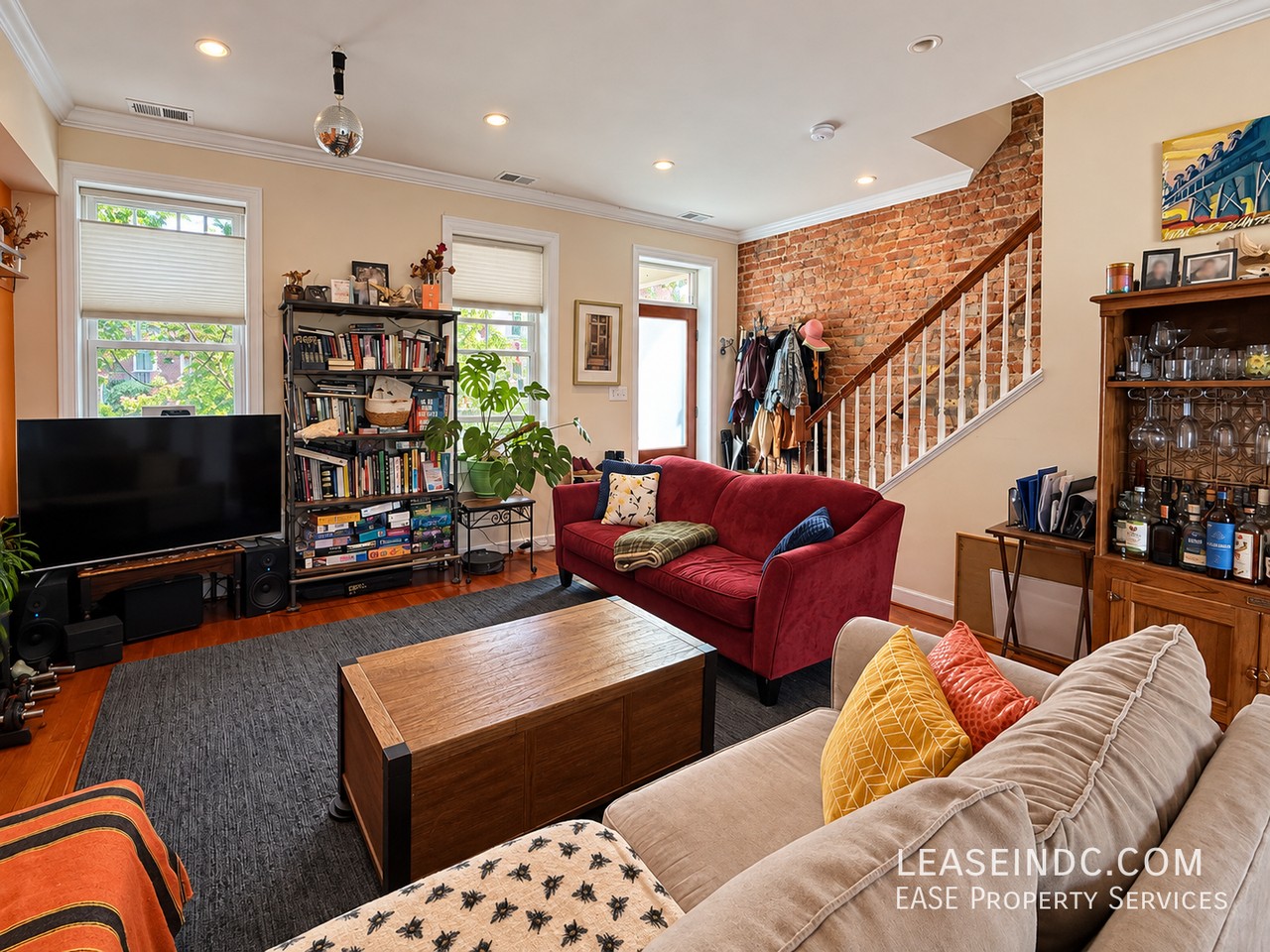 4222 4th St Nw - Photo 7 of 32