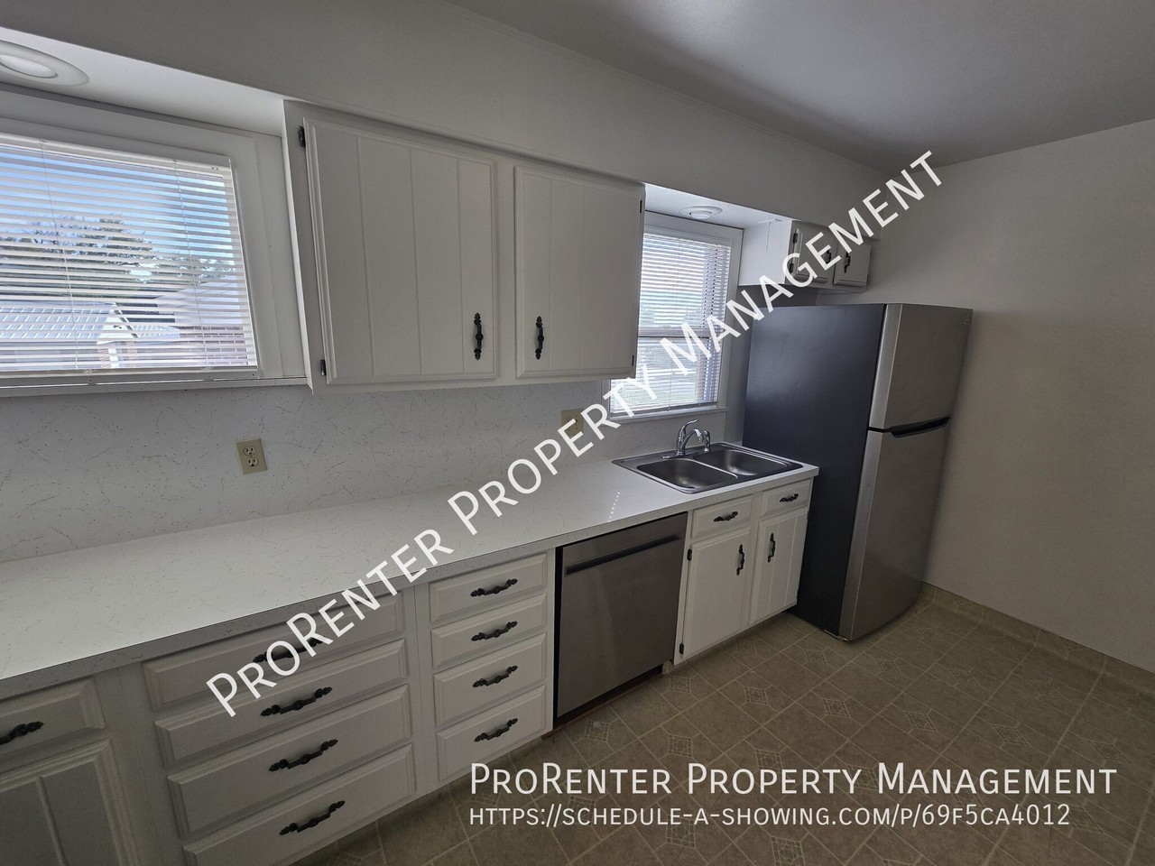 730 Robins Ave - Photo 7 of 26