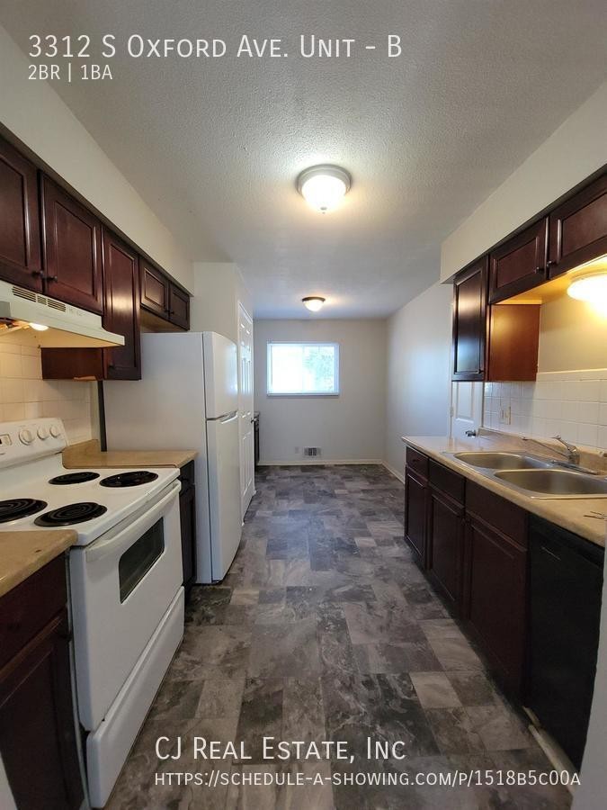 3312 S Oxford Ave #B - Photo 4 of 10