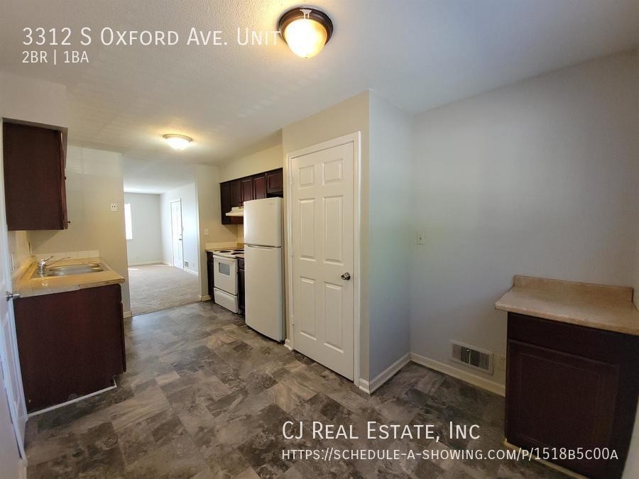 3312 S Oxford Ave #B - Photo 5 of 10