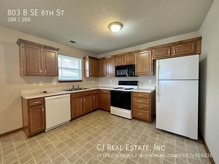 803 Se 6th St Apt B - Photo 6 of 11