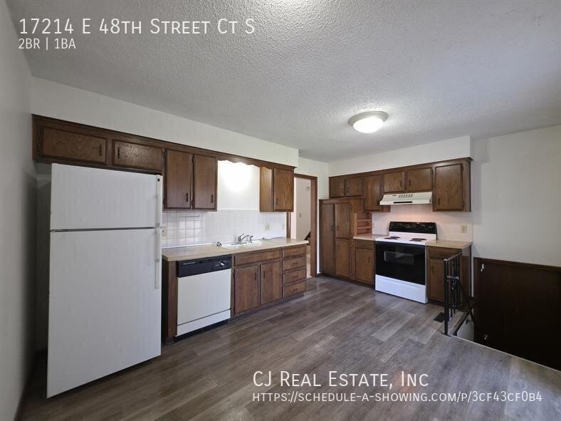 17214 E 48th Street Ct S - Photo 4 of 11