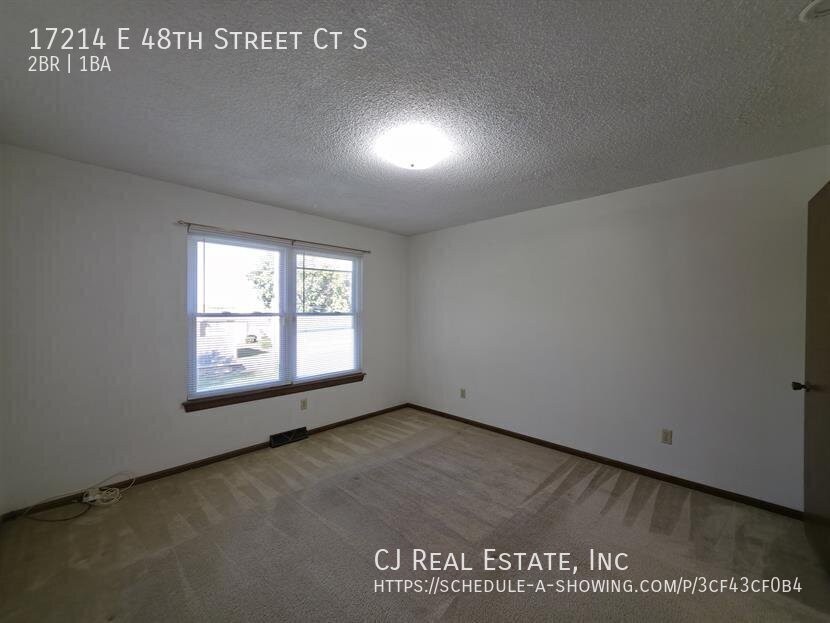 17214 E 48th Street Ct S - Photo 7 of 11